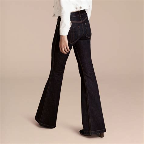 Burberry Flared Jeans 